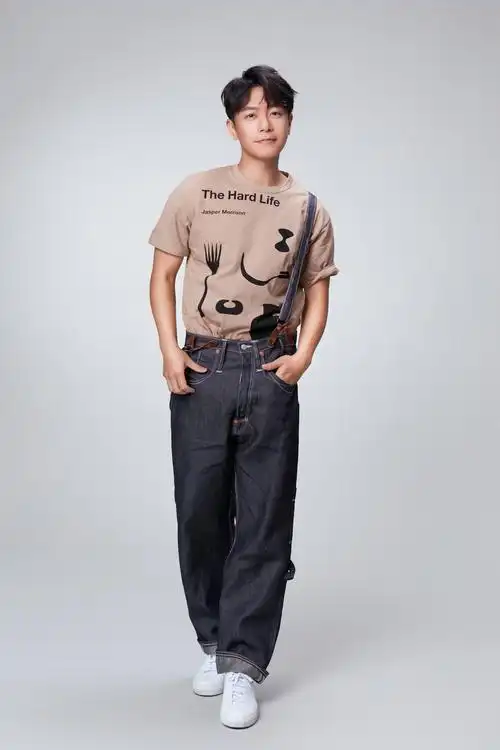 金曲创作才子韦礼安推出疗愈单曲忽然82正式上线