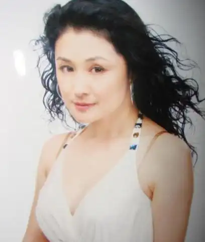 【图】赵本山小姨子于月仙爆奶照 于月仙罕见性感诱人照曝光