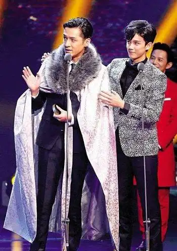 【图】胡歌身高对比惊人! 有对比才有真相