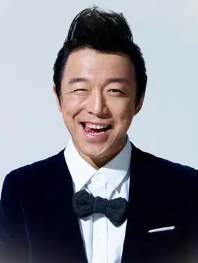 5 民 族: 汉族 星 座: 处女座 简 介: 黄渤,1974年8月26日出生于山