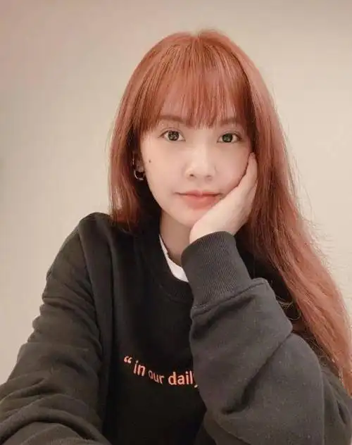 自夸驻颜有术!杨丞琳新发色造型,微博晒美照