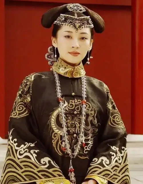 当55岁许晴和41岁车晓站一起我才见识了媚态美与气质美的差距