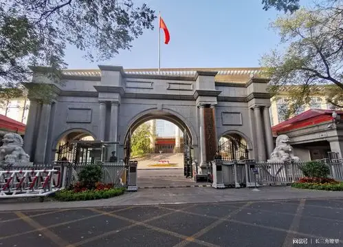 庄严神圣的最高人民法院