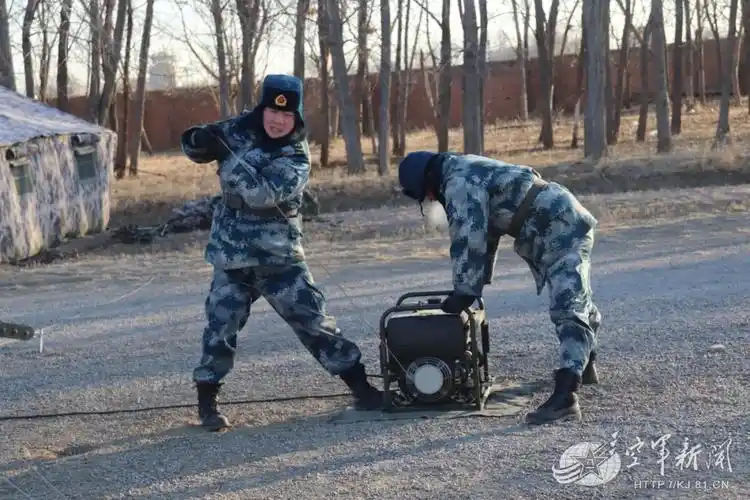 通信兵全要素综合演练突遇八级大风它强任他强6