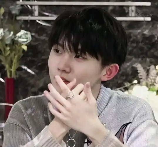 马嘉祺那些适合当头像的照片ヾ(≥63≤*) - 半次元 - acg爱好者社区