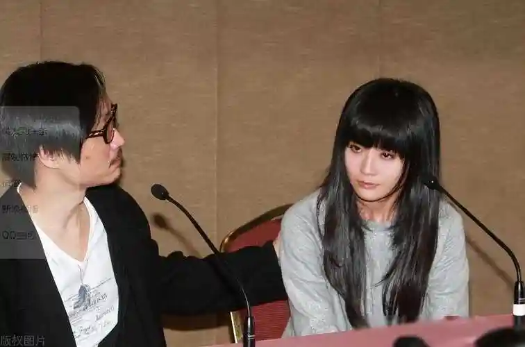 郑中基开演唱会与13岁女儿合唱,网友:原来与阿sa离婚这么久_感情_音乐