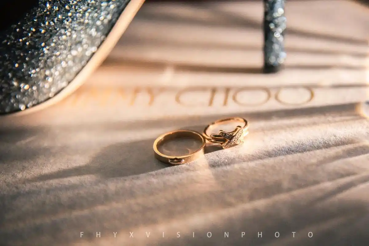 婚礼静物丨婚鞋拍摄.婚鞋这样拍,你更喜欢图几呢?#婚礼跟拍  - 抖音