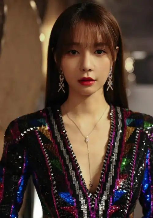 沈梦辰素颜合集吓杜海涛一跳(沈梦辰旧照流出)1