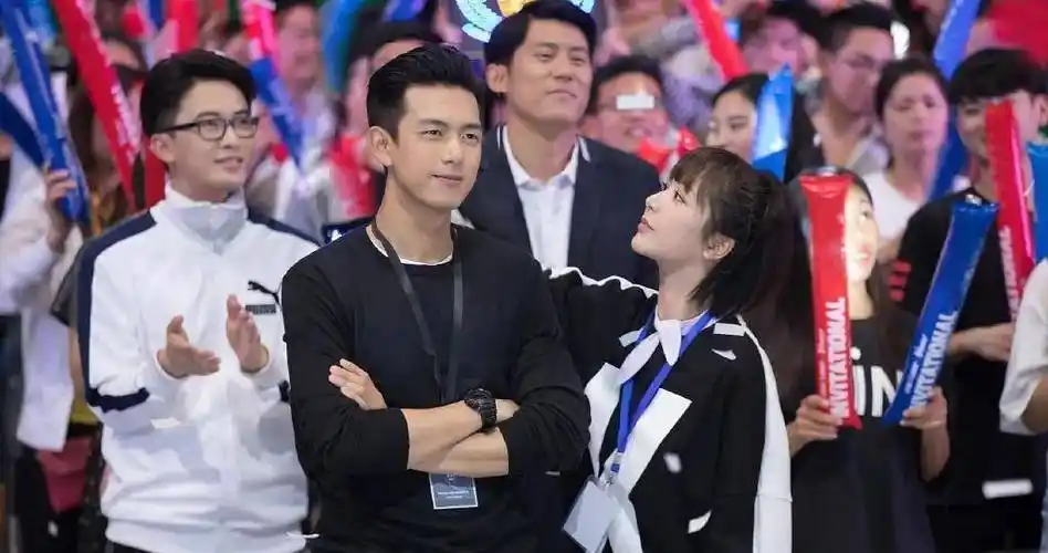 新剧《从结婚开始恋爱》剧照曝光,结婚证太抢眼,女主是肖战闺蜜_龚俊