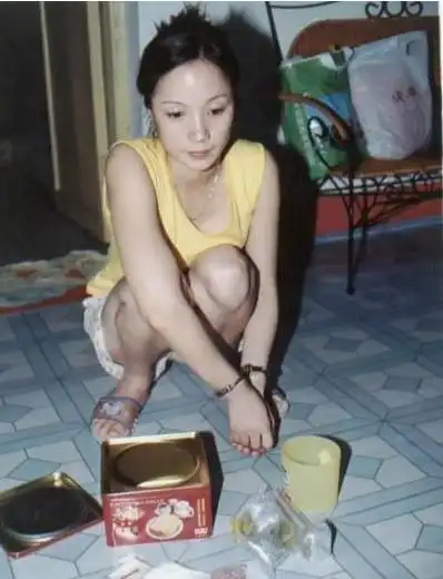 让人感到特别心寒的是,江门23岁女毒枭本人看起来是特别天真无邪的