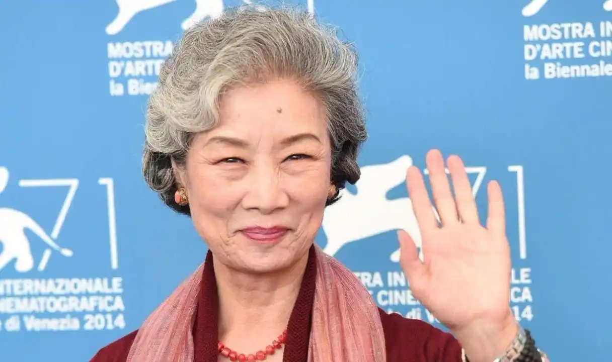 回顾演员吕中我不带助理也从来不背台词不要叫我老艺术家