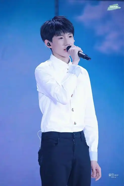 tfboys五月行程大事件:王俊凯闭关修炼,千源解锁时尚资 .