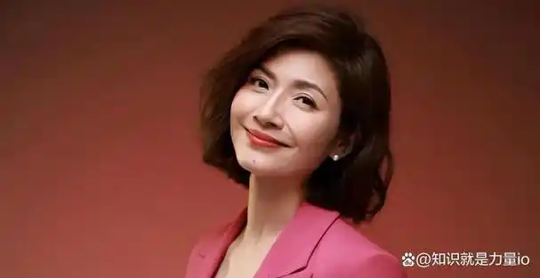 吉雪萍,曾是《十六岁花季》中聪明伶俐的白雪,如今以全新身份向大众