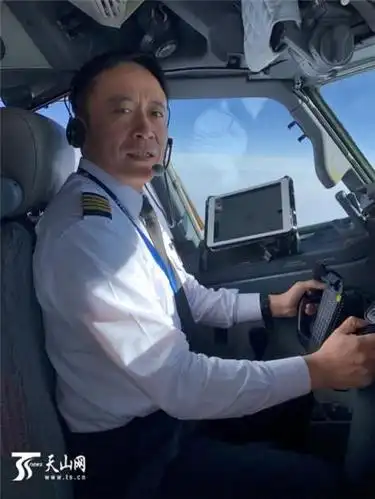 机长眼中的灯光秀:万米高空看盛世不夜天