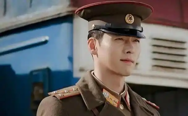 李钟硕车银优两代男神正面battle这部电影值得期待