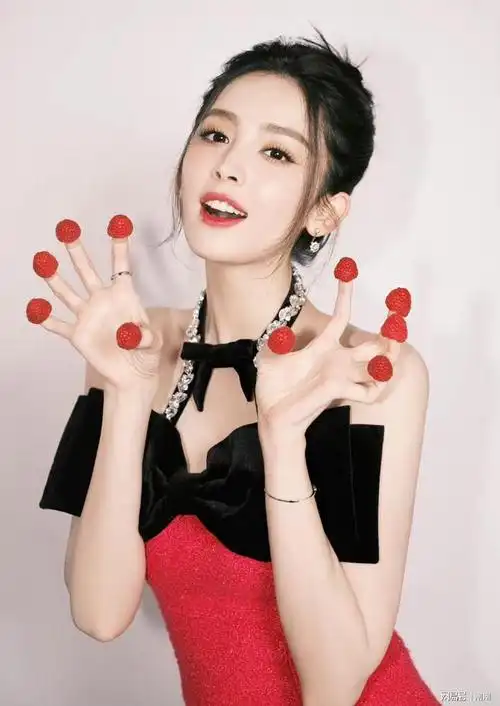 十指草莓古力娜扎