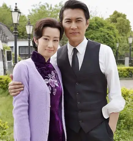 王劲松刘敏涛什么关系 刘敏涛为什么离婚 刘敏涛前夫照片曝光