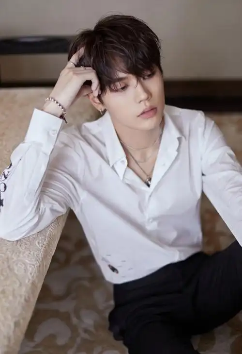 林彦俊绅士帅气写真图片,明星,帅气,帅哥,歌手,大陆男明星,帅哥明星