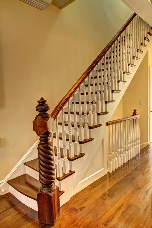 效果图设计图纸_阳台实木扶手效果图设计案例_阳台实木扶手效果图欣赏