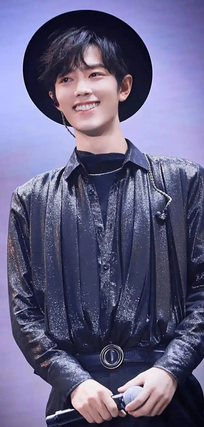 肖战 #绝美笑容杀#还记得那个上了热搜的笑吗 - 抖音