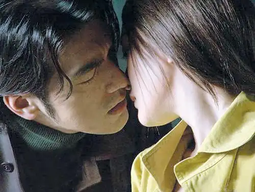 金城武周迅吻出十年情