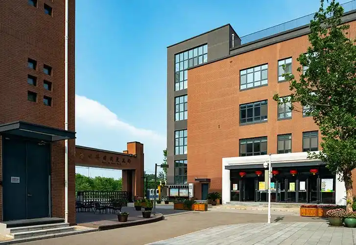 北京中学东坝校区