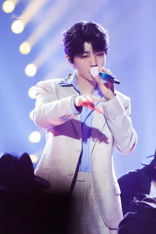 王俊凯官宣江苏卫视跨年##王俊凯江苏卫视跨年##11个王俊凯