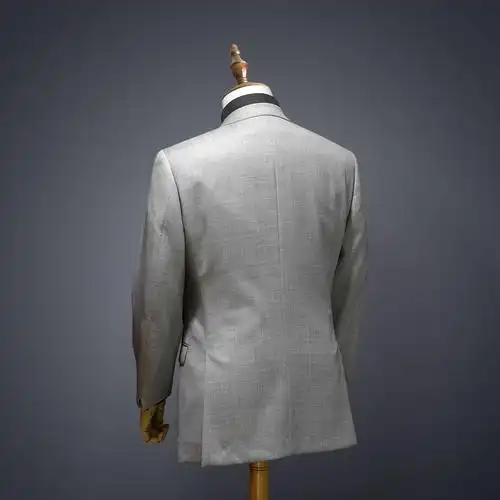 浅灰灰白西服修身套装戗驳一粒扣双开叉量身定做西服