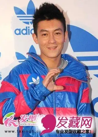 > 陈冠希阳光短发发型继续站稳娱乐圈不老的容颜,青春年轻的陈冠希以