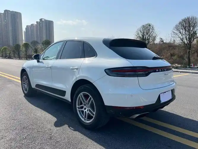 【品牌车型】保时捷 macan 2020款 macan 2.