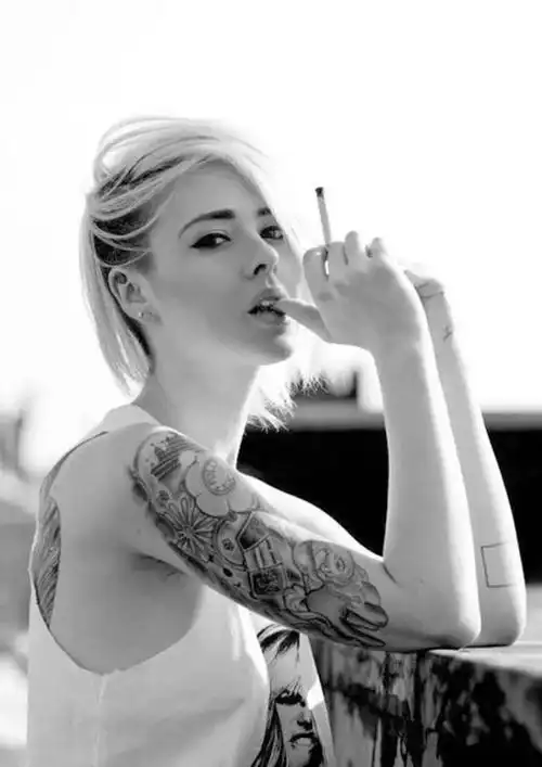 纹身女人,漂亮而且个性!