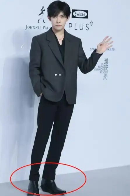 gq红毯这一夜,脸肿,身高造假,于适狠狠打了内娱男星的脸|王一博