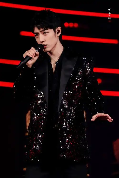 肖战|2021东方台跨年晚会