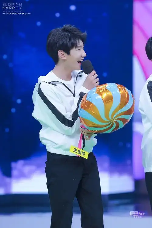 [tfboys][新闻]170729 tfboys《快乐大本营》精彩回顾:三只十年后心愿