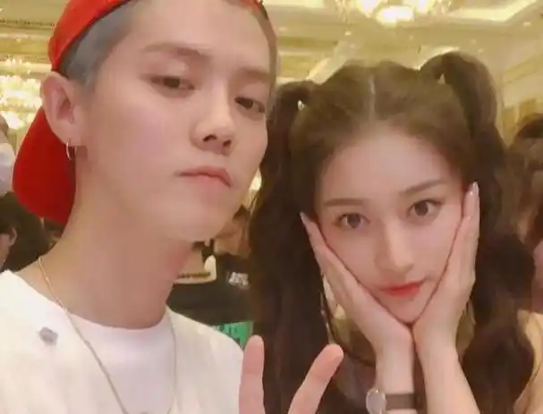 事实证明和关晓彤挺过七年之痒的鹿晗已经走上另一条大道