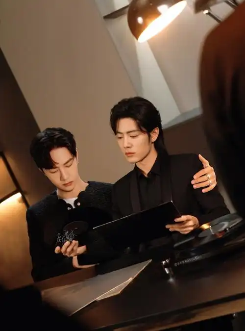 690_932竖版 竖屏