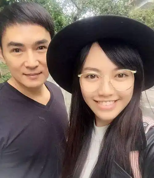 第一"古装男神":为留住女儿将上亿身家给前妻,如今再度走红_焦恩俊