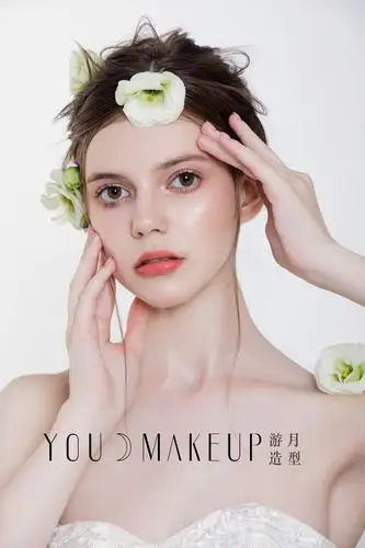 游月造型美妆培训的化妆造型作品《清新自然新娘妆造》