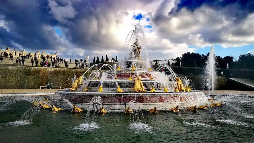 法兰西最美的宫殿-枫丹白露宫和凡尔赛宫