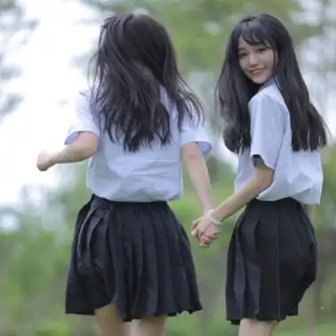 祁小念闺蜜头像超可爱校园风闺蜜头像系列