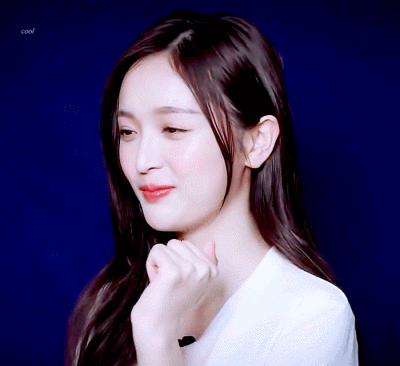 吴宣仪动图霸气