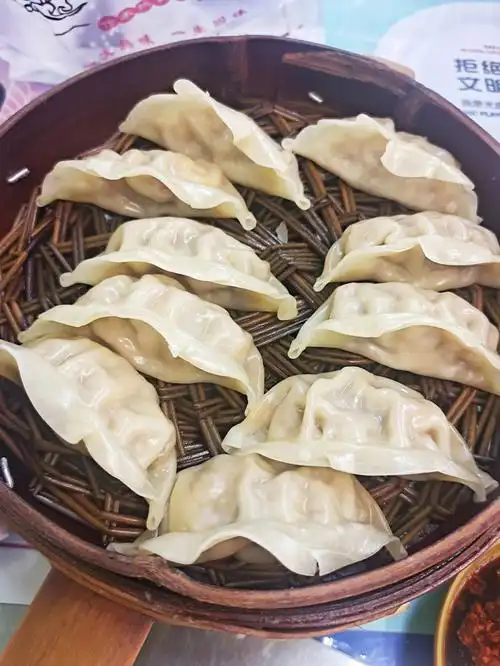 很爱吃玉米的蒸饺8r一笼#西亚斯美食  #郑州西亚斯学院