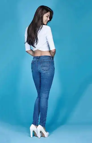 小竹官他妈的喜欢