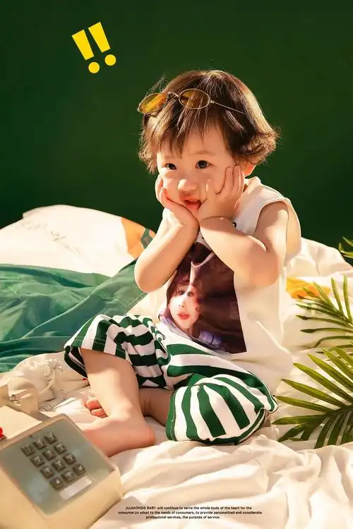 长春摄影师小志的儿童摄影作品《2岁》