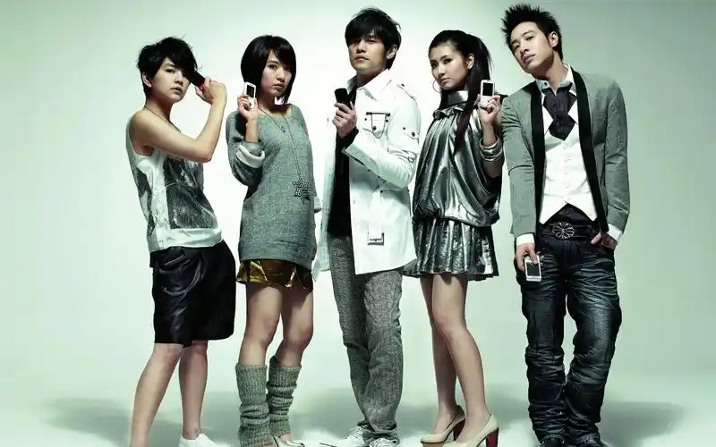 【周杰伦&she&潘玮柏】2006年动感地带广告&花絮_哔哩哔哩 (゜-゜)つ