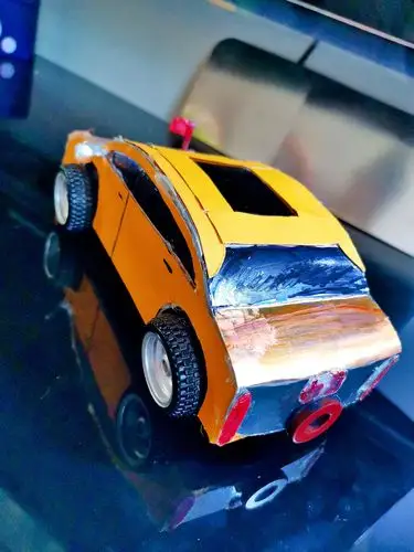 科技小手工磁力小推车红旗轿车