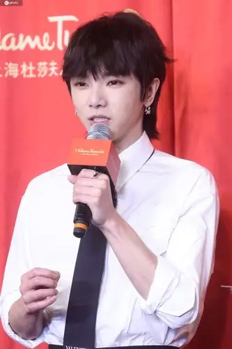 时隔五十多天,华晨宇终于上线营业,粉丝:太帅了吧!