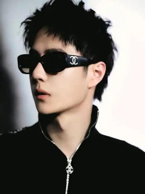 王一博的粉丝群体覆盖各年龄段,不仅数量庞大,而且活跃度高,黏性强.