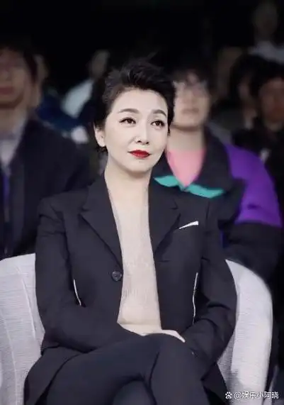 演员江珊:面对爱情不将就,49岁被田小洁宠成了"宝"!