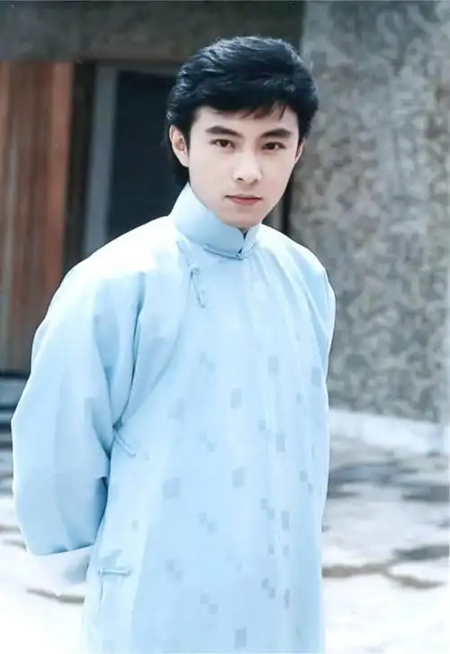 回顾事实证明曾因太帅却被雪藏的张卫健已过上了理想生活